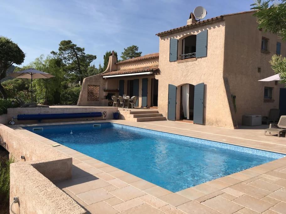 - 8 Pers, Piscine Privee, Belle Vue Villa Les Issambres
